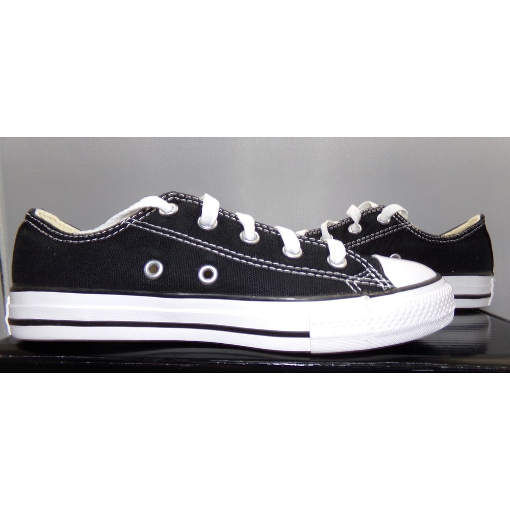 Converse Chuck Taylor All Star Low Top Sneakers Black Size 1.5 - Picture 2 of 7